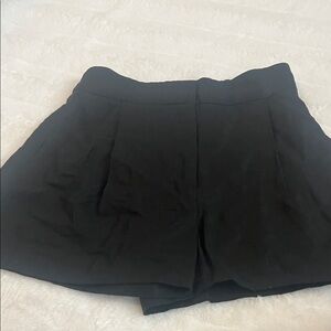 Wilfred Classic Black Women's Shorts